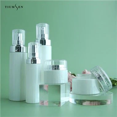 カスタムスキンケアボトル